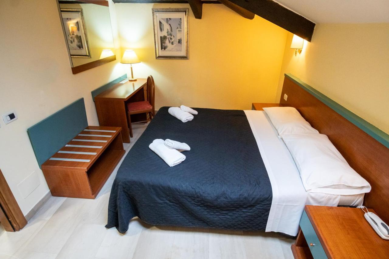 Hotel Center 2 Rom Eksteriør billede