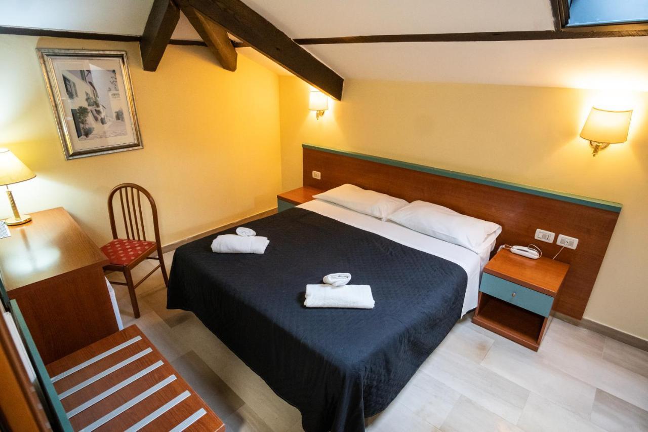 Hotel Center 2 Rom Eksteriør billede